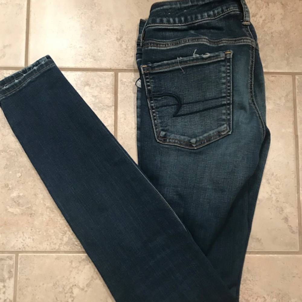 American Eagle skinny jeans